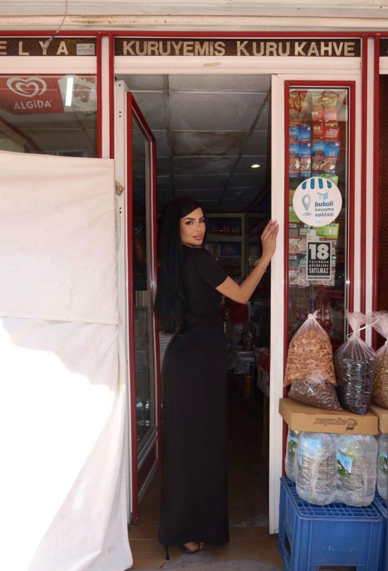 Robe Nisrine đź©°